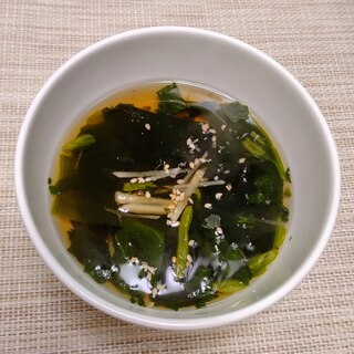 【簡単】保存食品だけで作る、緑のスープ